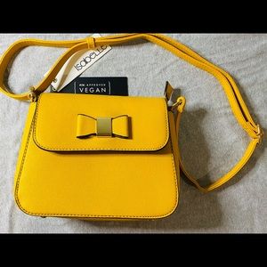 Yellow Isabelle Crossbody